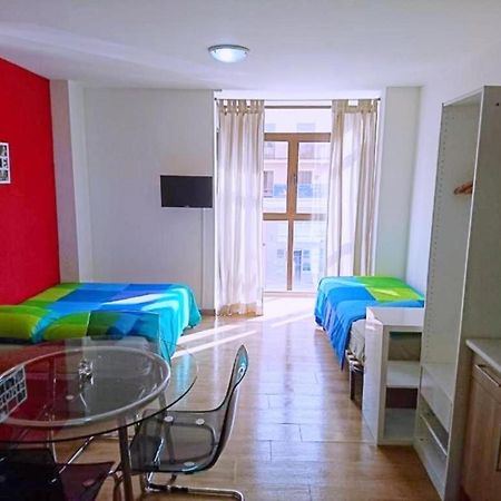 Apartamentos Urgel Мадрид Екстер'єр фото
