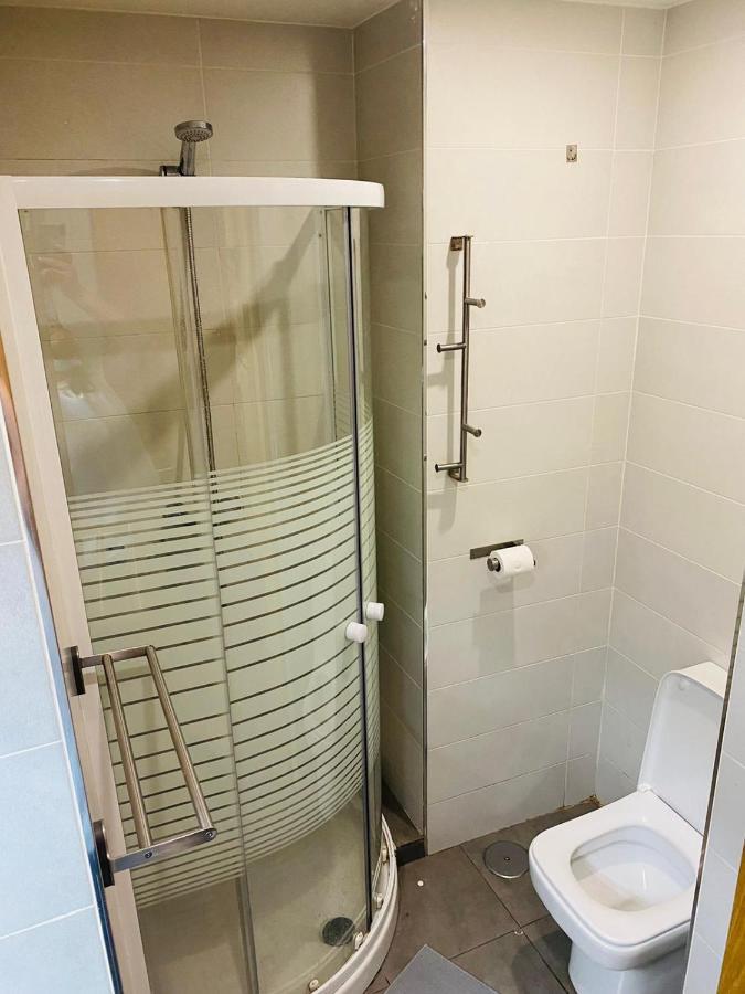 Apartamentos Urgel Мадрид Екстер'єр фото