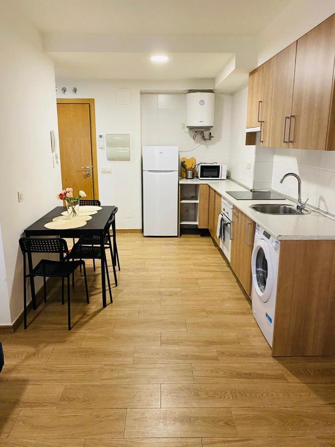 Apartamentos Urgel Мадрид Екстер'єр фото